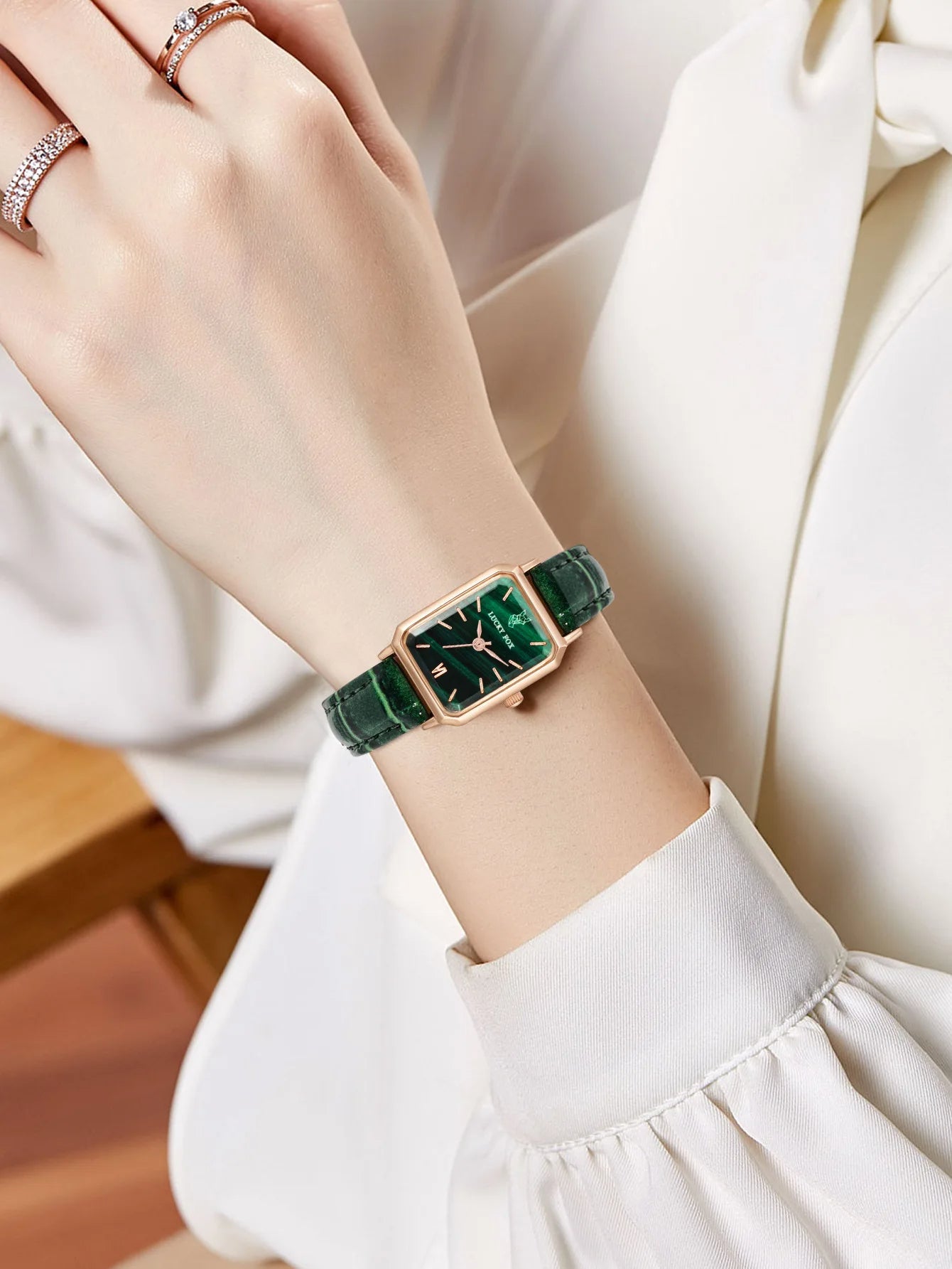 Set of 7 women's watches