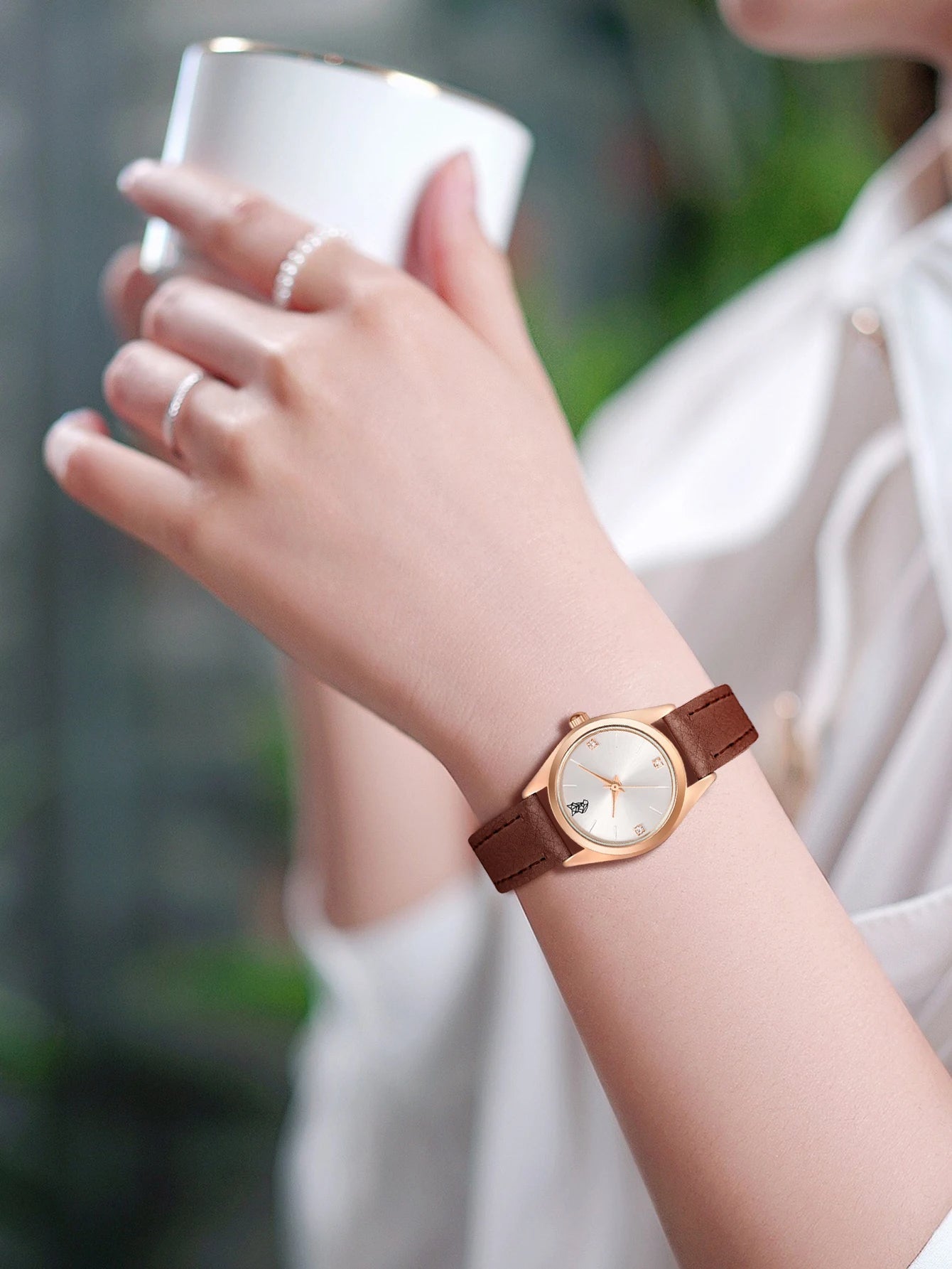 Set of 4 women's watches